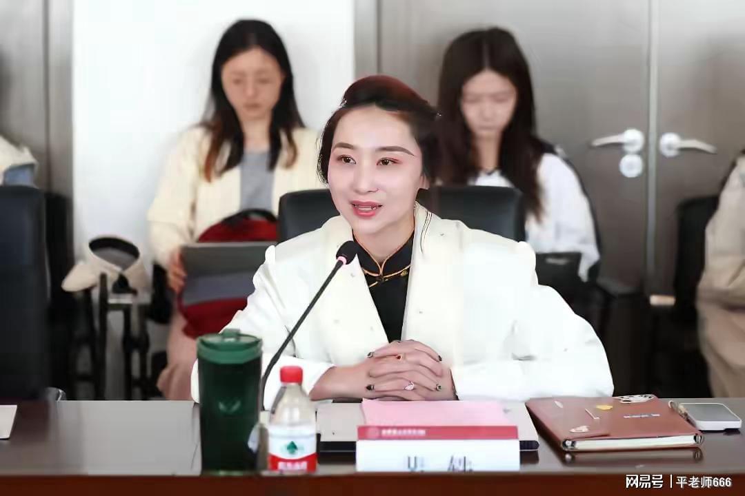轰24+6+6!中国女篮24岁MVP后卫闪耀全锦赛:宫鲁鸣明年招她?